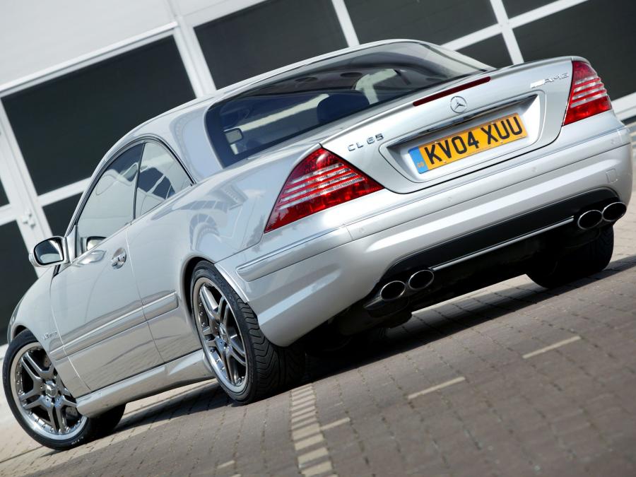  Mercedes-Benz CL65 AMG 2003 года  (UK) (фото 6 из 8)